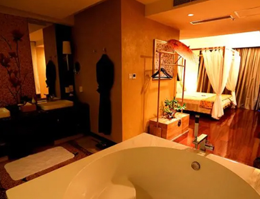 西安未央区养生会所的黄昏恋：当爱情遇上八十岁